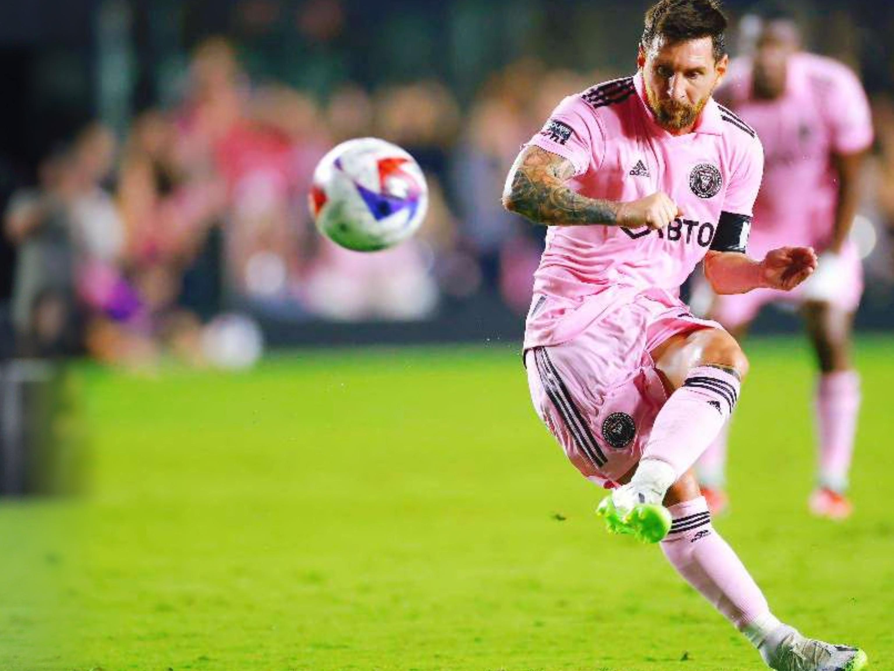 皇家马德里在圣马梅斯胜利后的录像：激情与荣耀的完美展现